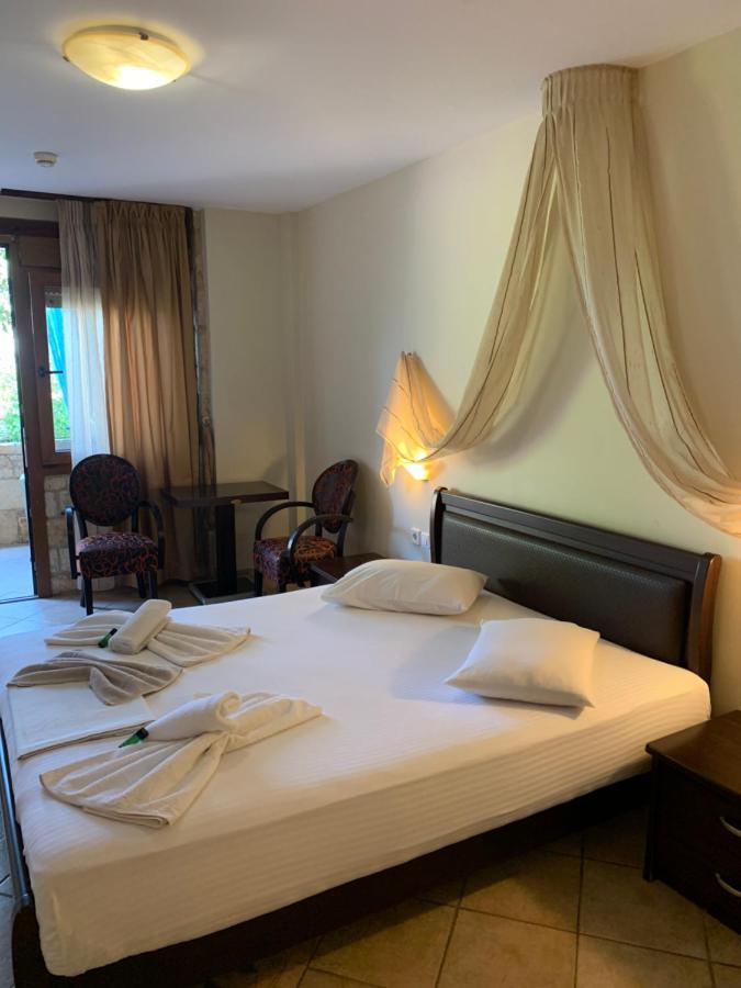 Hotel Giannis & Foteini Afytos Zewnętrze zdjęcie